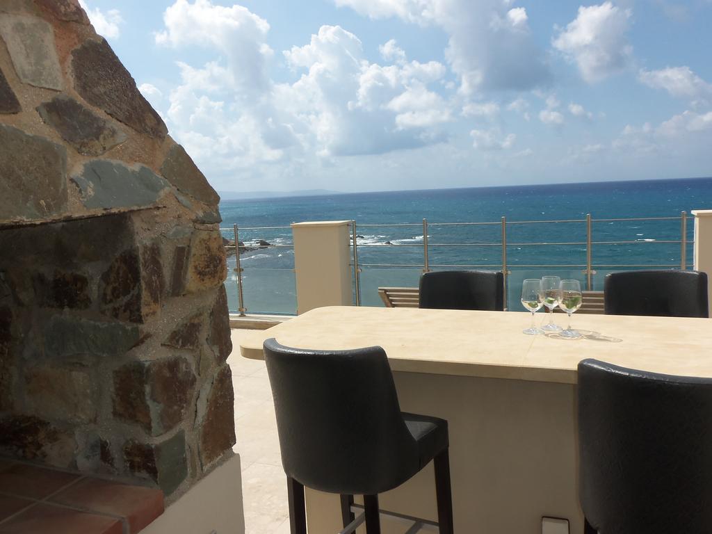 Beach Villa Pantheon Pomos Room photo