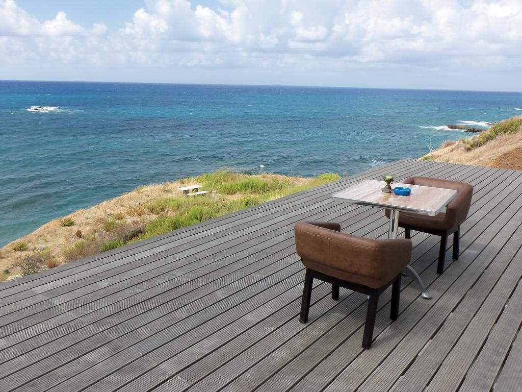 Beach Villa Pantheon Pomos Exterior photo