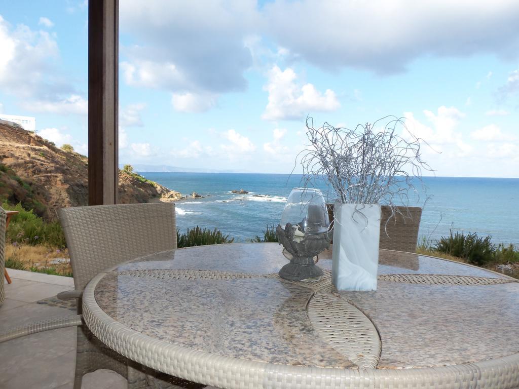 Beach Villa Pantheon Pomos Room photo