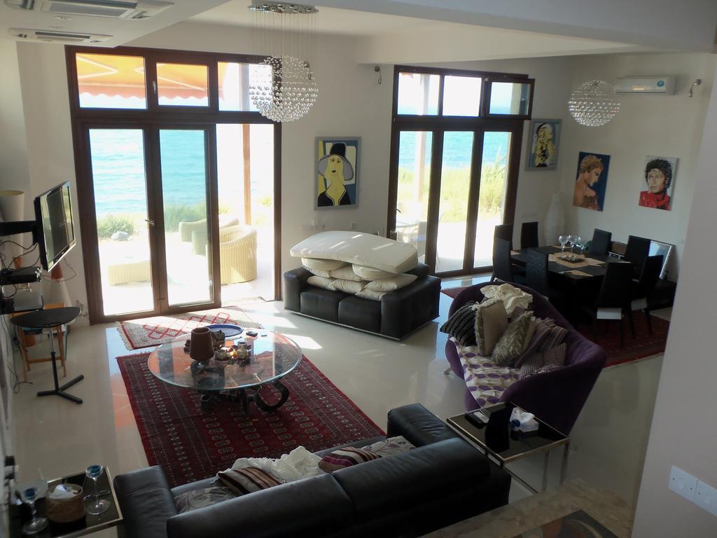 Beach Villa Pantheon Pomos Room photo