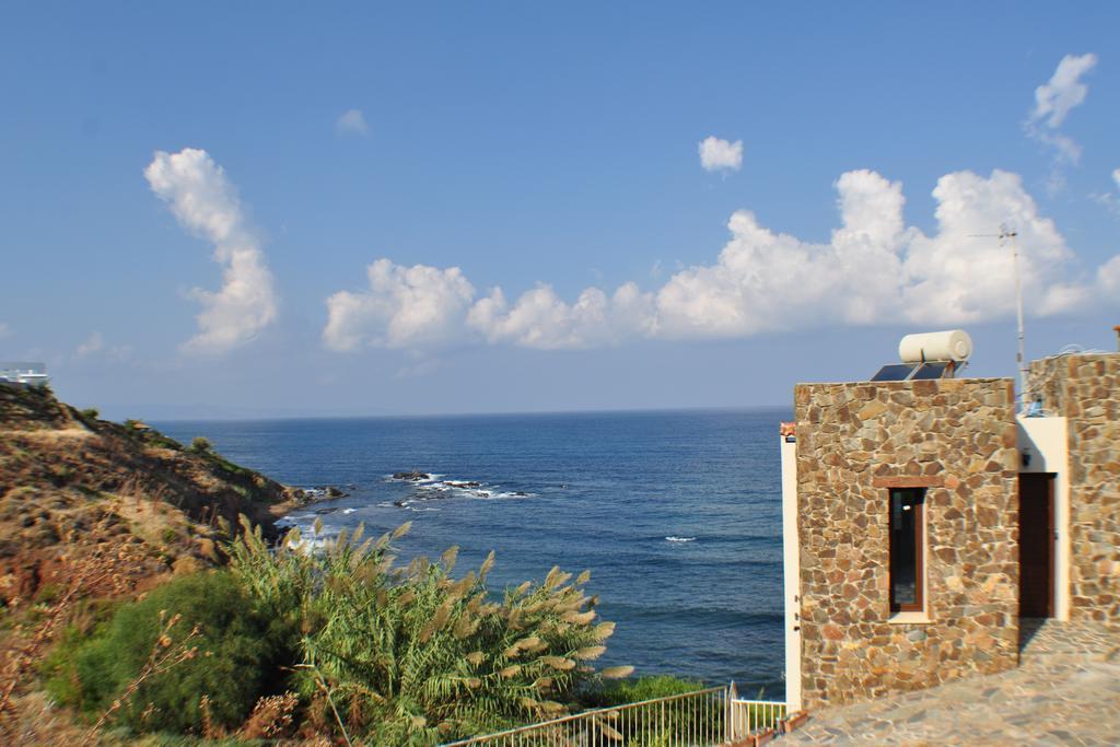 Beach Villa Pantheon Pomos Exterior photo